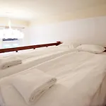 Standard Apartment By Hi5 - Nyugati Square