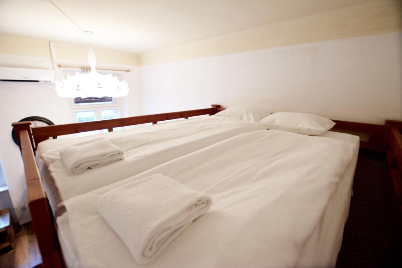 Standard By Hi5 - Nyugati Square Apartamento