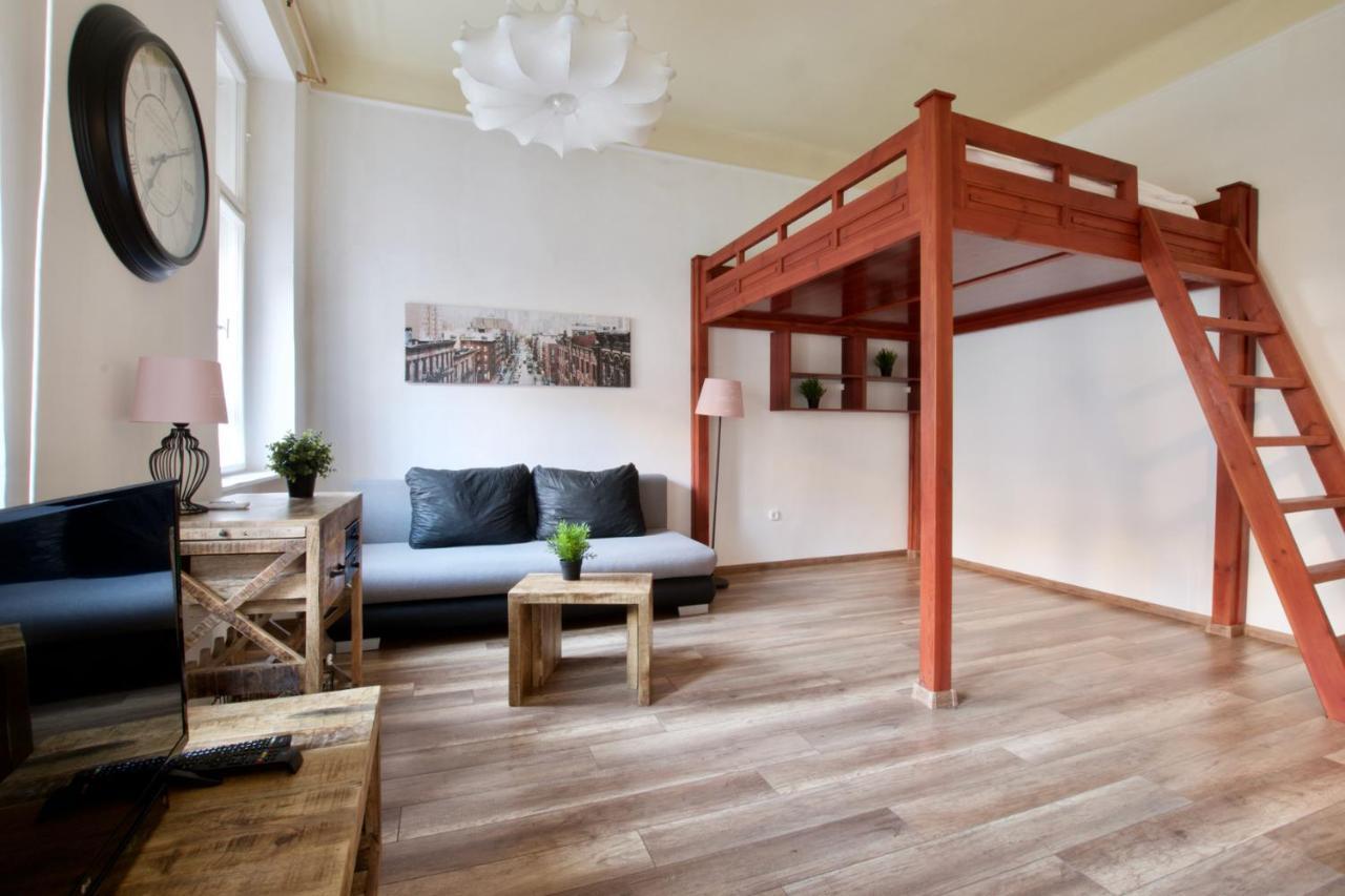 Standard By Hi5 - Nyugati Square Budapesta